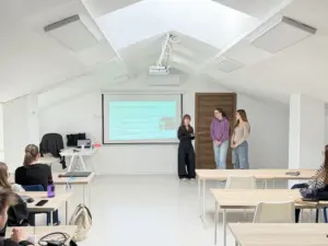 Business Spanish Course for School Groups in Spain